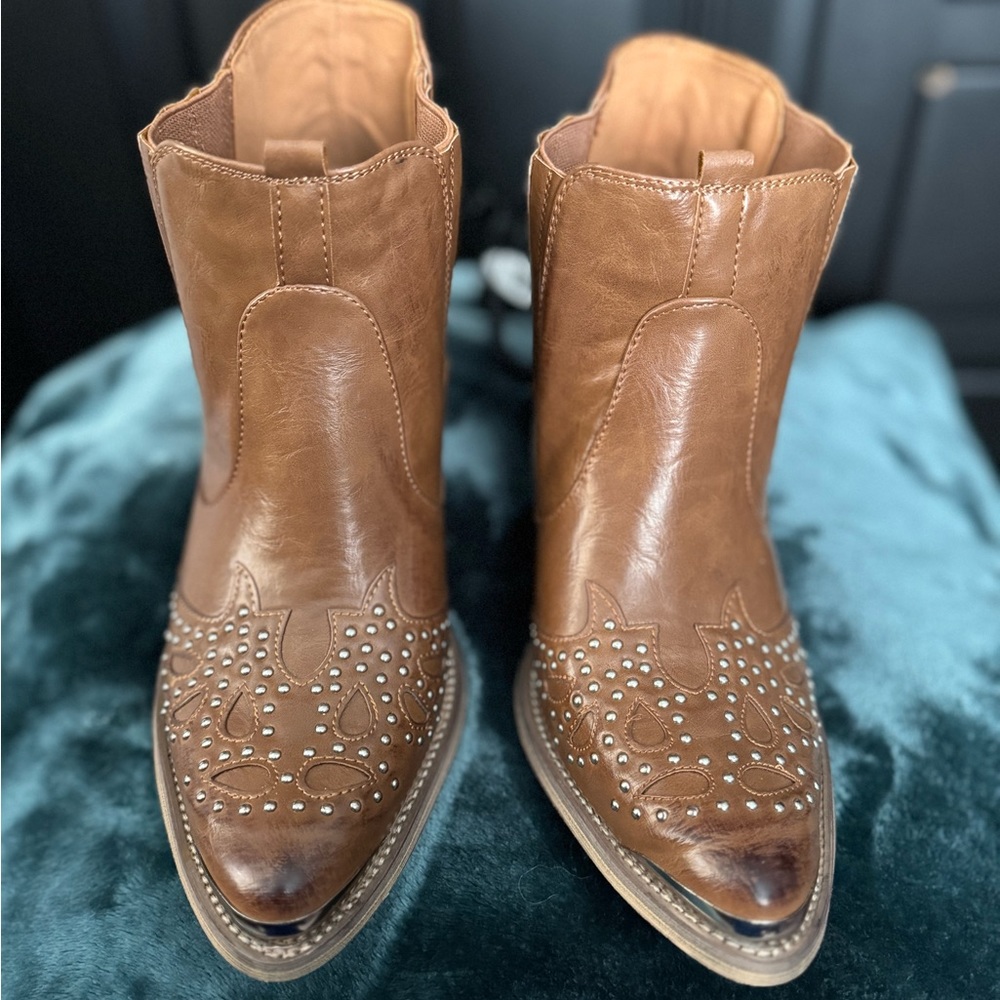 Tan Studded Cowgirl Booties